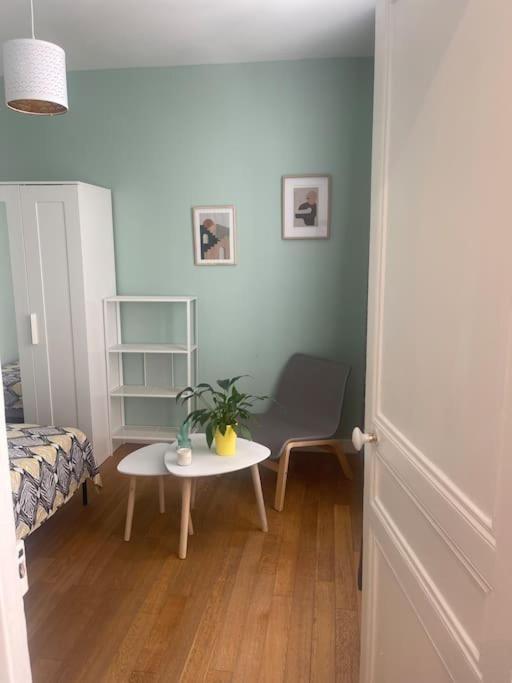 Super Appartement T2 Proche De Tour Eiffel Paris Exteriör bild
